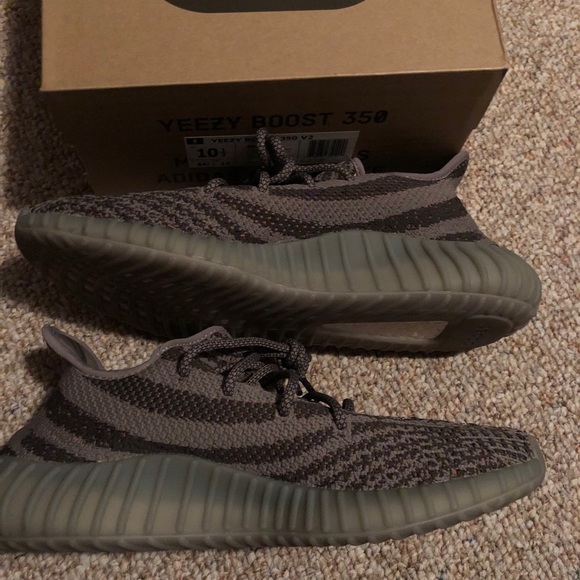 Yeezy Boost beluga 1.0 - Picture 4 of 7